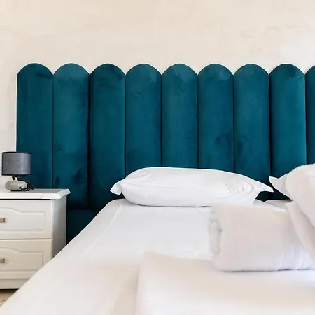 Keljani Hotel *